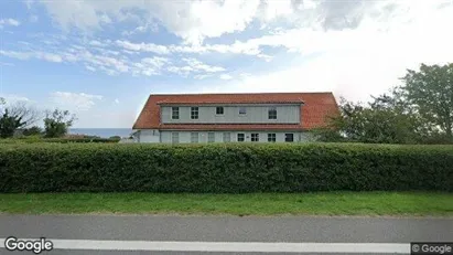 Lejligheder til leje i Allinge - Foto fra Google Street View Lejligheder til leje i Allinge - Foto fra Google Street View