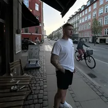 Jeg søger lejlighed eller værelse til leje i Vesterbro, Østerbro eller Nørrebro m.fl.